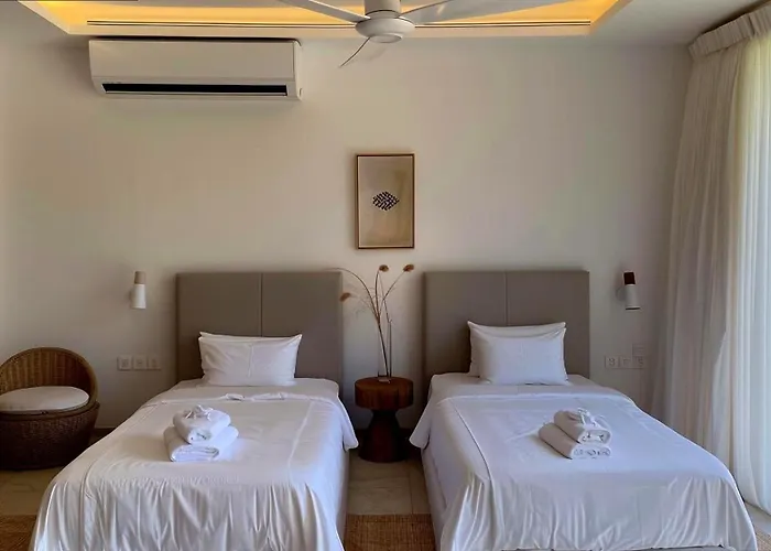 Senina In Agios Nikitas, Lefkada *